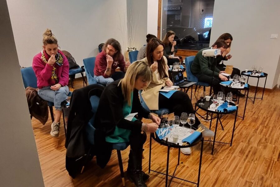 Discovering Piedmontese wines in the heart of Turin. - The sommelier’s tips: the real value beyond the glasses