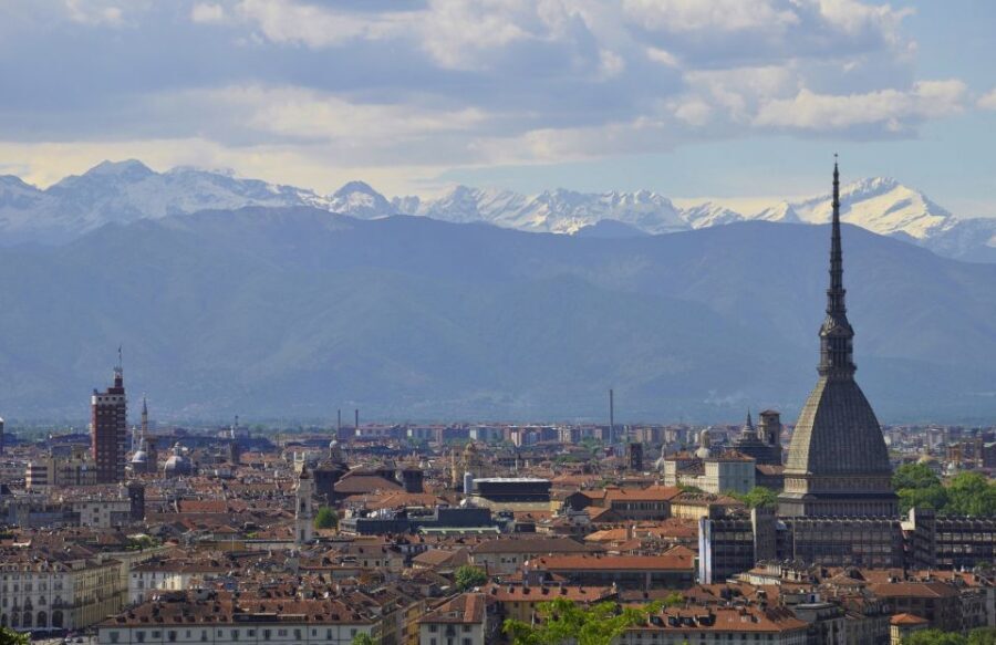 Turin: Royal Palace & City Tour Guided Experience - The Royal Library and Leonardo da Vinci’s Self-Portrait Moment